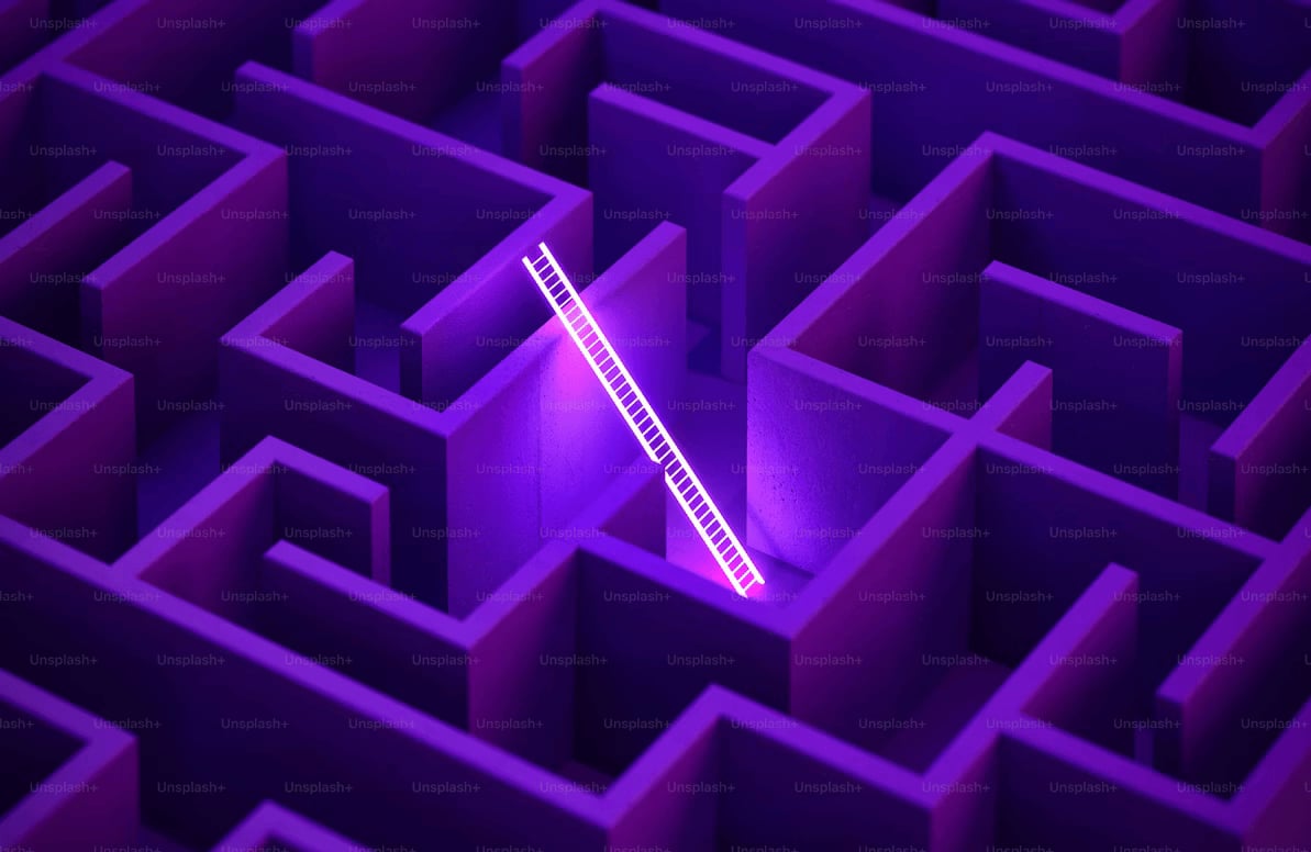 White neon line cutting through a purple maze, symbolizing problem-solving and finding a way through complexity